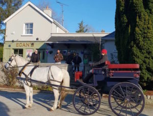 Wagonette outside the local pub - Egans of Parkbridge